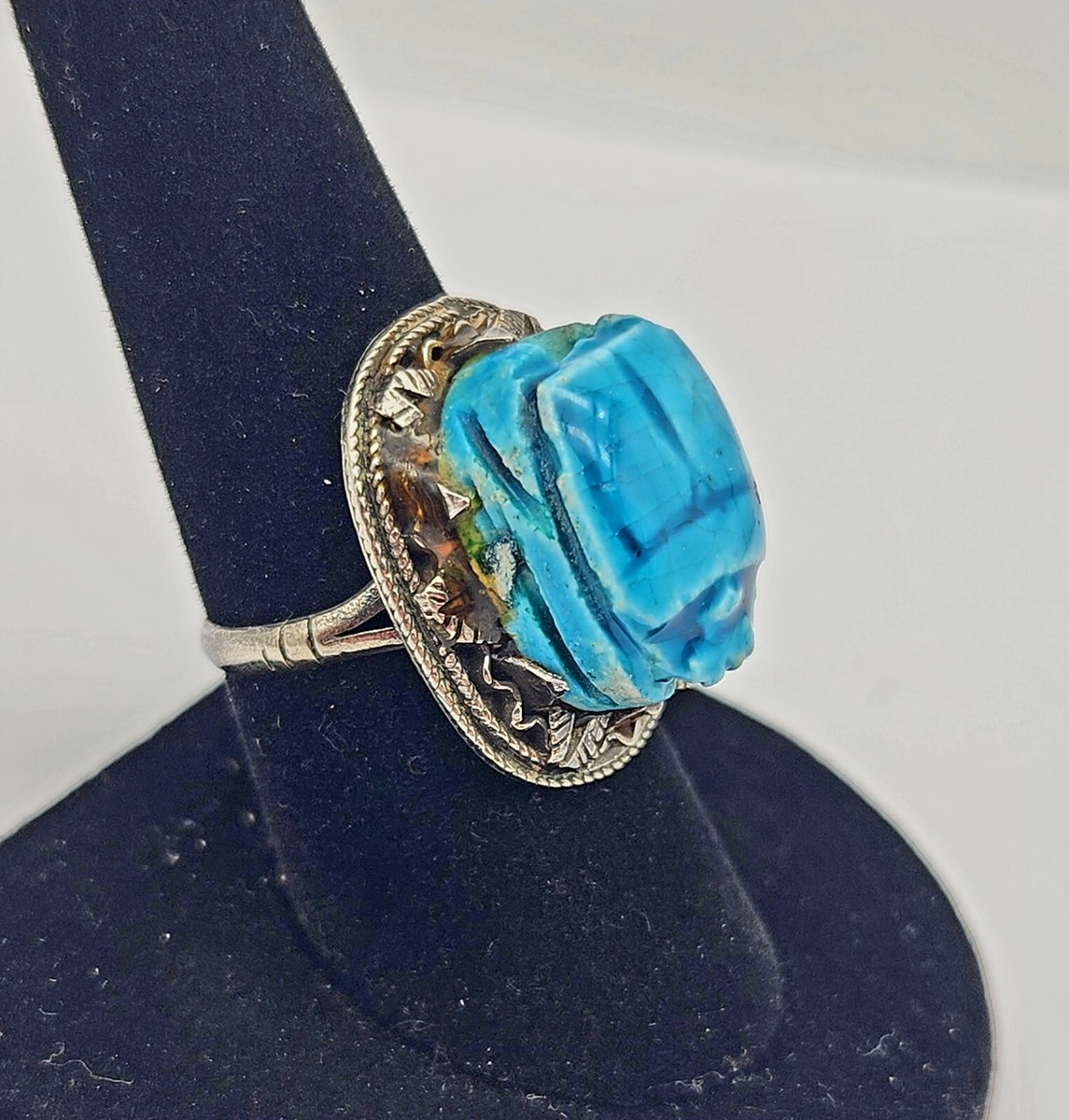 アンティーク　エンジェルレリーフの青いガラス付きのサリエール Antique Carved Scarab Blue Stone Sterling Silver Ring