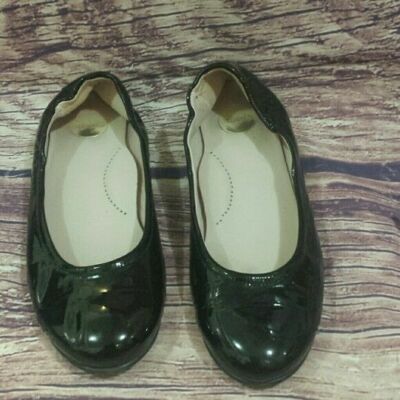 Beberlis black patent ballet flats teens sz 37 (runs small)