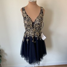 XSCAPE Navy Gold Embroidered Beaded Bodice Mesh V-Neck Mini Dress 1934X NWT Sz 8