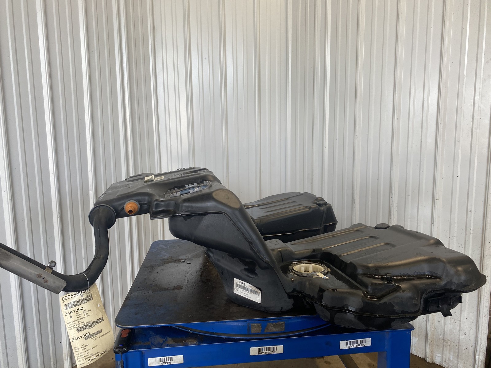 03-10 BENTLEY CONTINENTAL GT FUEL GAS TANK 23.8 GALLON ID 3W0201021AH