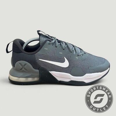 Nike Air Max Alpha Trainer 5 Herren - UK 9 bis 11 - Grau/Weiß (DM0829-003)