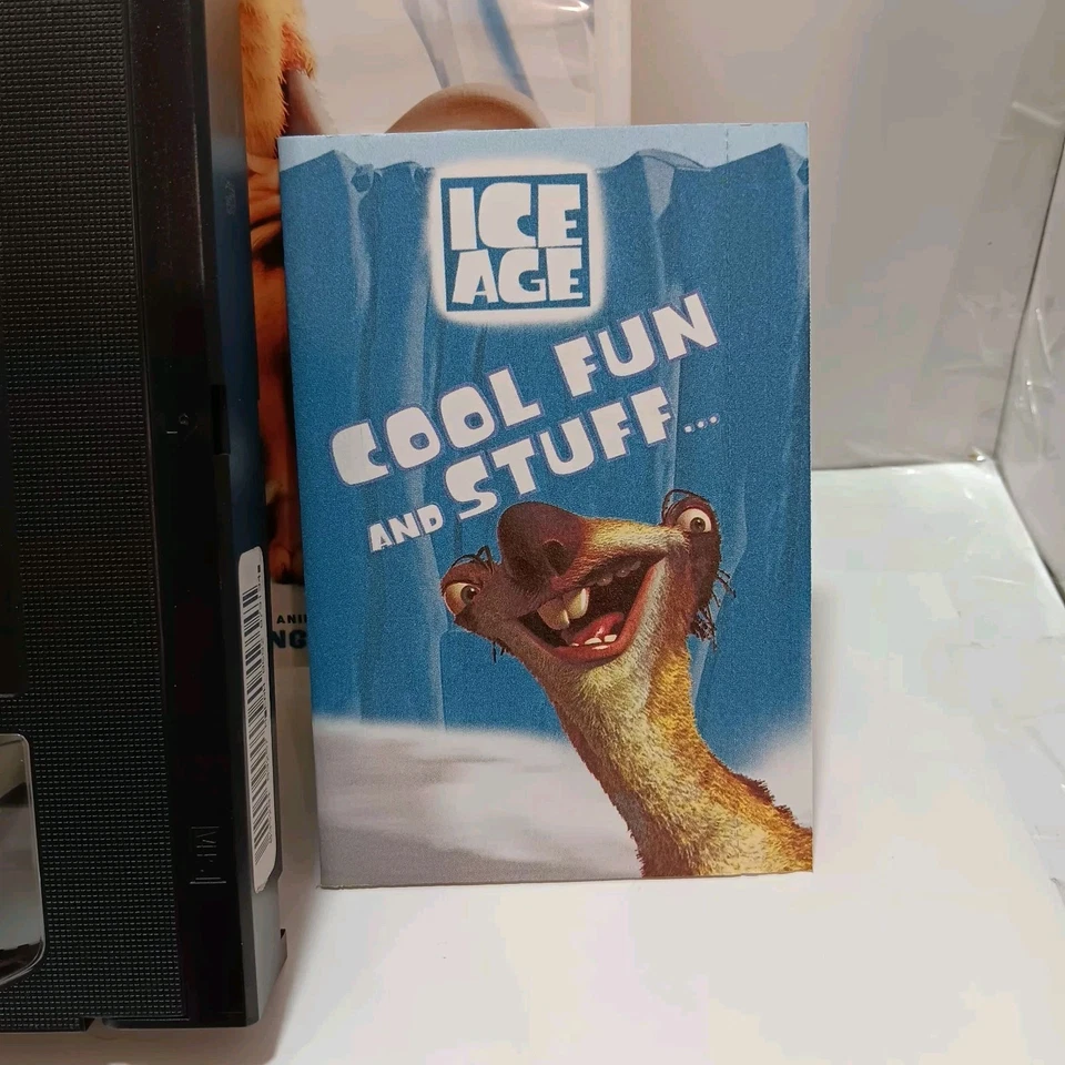 Ice Age VHS Clamshell 20th Century Fox 2002 - Image 3 of 4