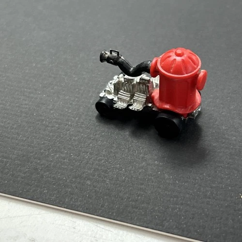 Original Vintage Mattel Hot Wheels Zowees “Fire Hydrant Truck”.  Collectible