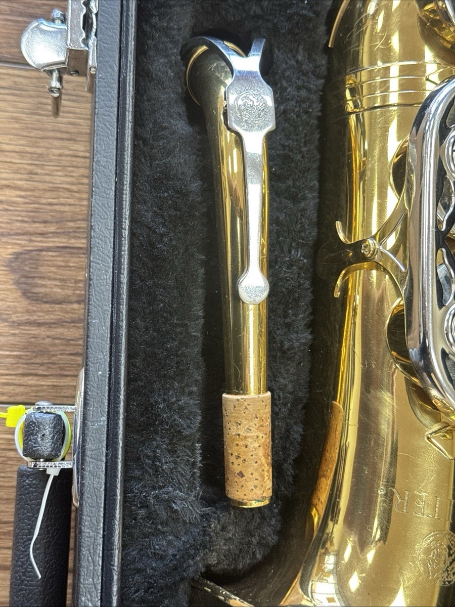 あ*様 JUPITER 769-76 アルトサックス ケース付き JUPITER 769-76 アルトサックス ケース付き 管楽器・吹奏楽器