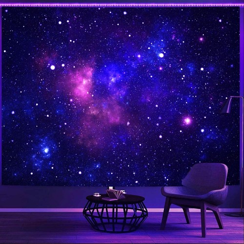 Wandteppich Schwarzlicht Galaxy – Blauer Sternenhimmel | UV-reaktiv | Leuchte…