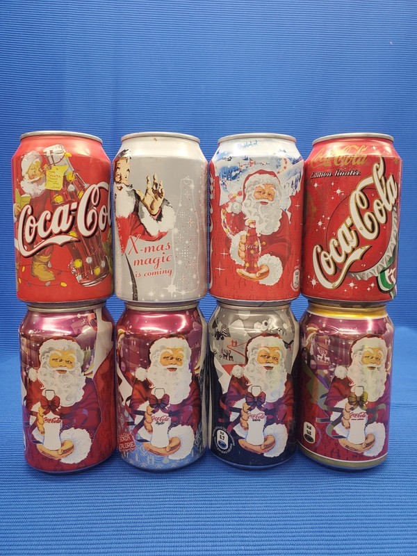 Lot of 8 - Vintage Coca-Cola Foreign Christmas Holiday - 12oz Soda Cans