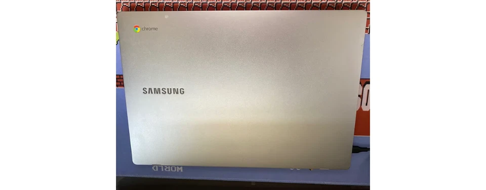 Samsung Chromebook 4+ 15.6" Celeron 1.10GHz/4GB/64GB SSD / Model- XE350XBA  - Image 3 of 4