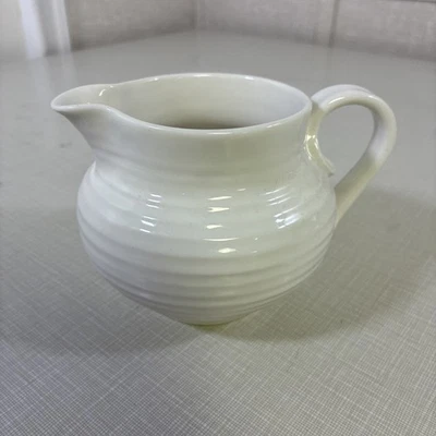 英国ヴィンテージ ♤ ホワイトビスクのハンドベース17cm ♤ ポートメイリオン Portmeirion Jug & Pitchers for sale | eBay