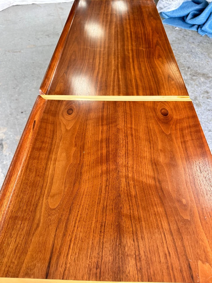 Cómoda restaurada de teca y arce Finn Juhl Credenza / Cómoda para panadero Foto 4 de 4