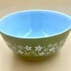 Vintage Pyrex Spring Blossom Mixing Bowl #403 2.5 qt Olive Green White Flowers