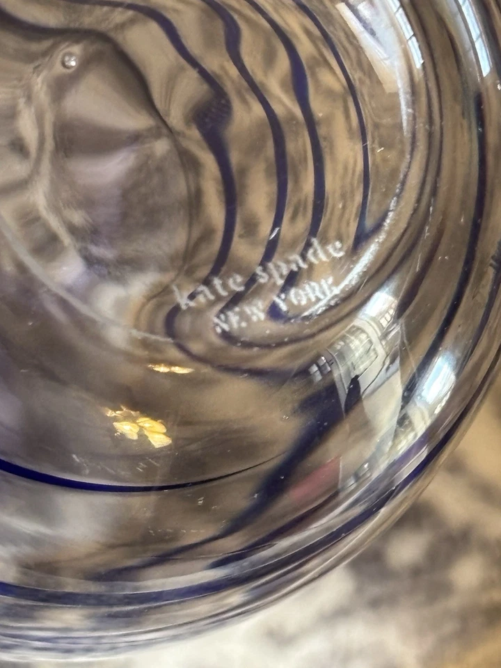 Juego de vidrio sin tallo Kate Spade New York × Lenox Blue Swirl 4,75" par Foto 2 de 2