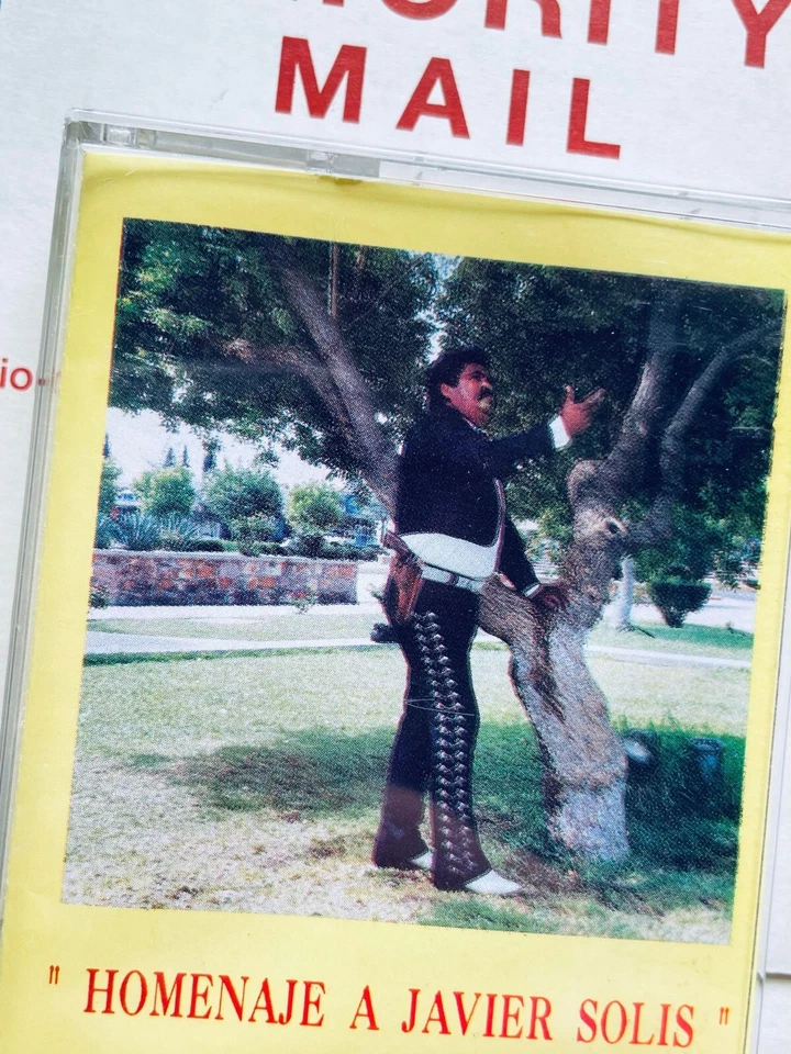 "Homenaje A Javier Solís" Canta: Efren Muñoz Indio De Chihuahua (Cassette, 1993) - Image 2 of 4
