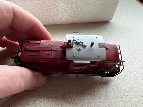 FLEISCHMANN DB RAILWAYS MAROON V60 DIESEL LOCO UNTESTED (Unboxed) HO Scale - Picture 3 of 11
