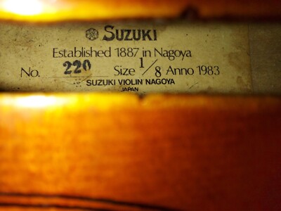 Suzuki No. 220 size 1/8 Violin, Japan 1983, Very Good Cond, with