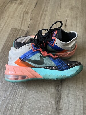 Nike LeBron 18 Low x Space Jam Summit White Size 4.5Y DJ3760-115