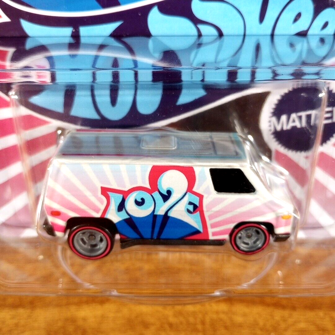 Hot Wheels RLC Cey Adams Love '70's Super Van White Real Riders