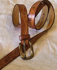 VTG 70s Womens Leather Tooled Belt 1/2 Skinny...