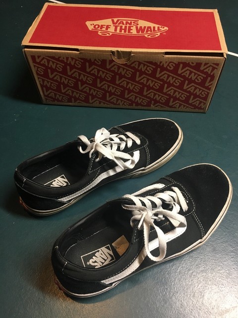 vans checkerboard slip on black and true white