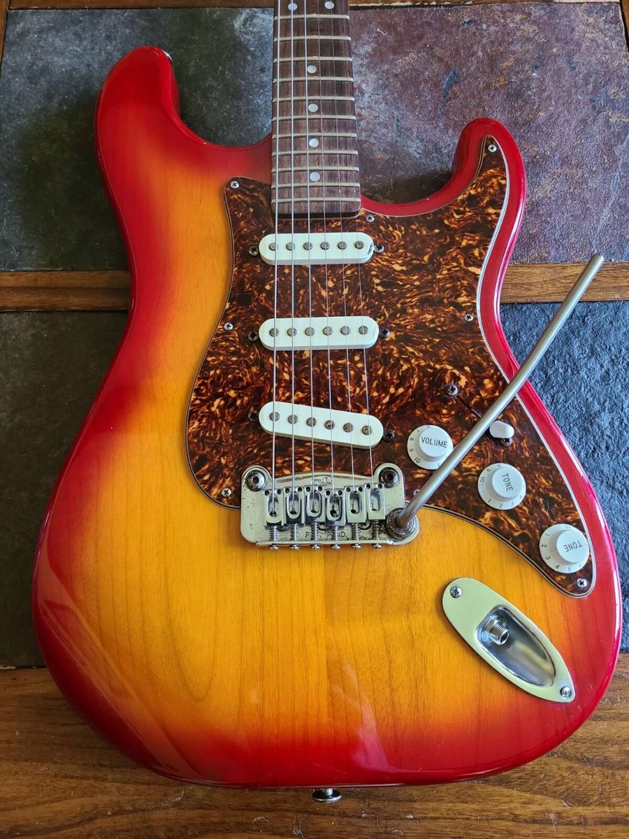 な*け様 G&L Legacy ストラトキャスター な*け様 G&L Legacy ストラトキャスター - メルカリ
