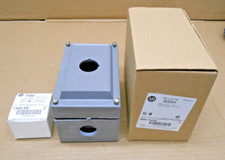 ALLEN BRADLEY 800H-1HZ4R HEAVY DUTY PUSHBUTTON ENCLOSURE 1-HOLE 30MM (2 AVAIL)