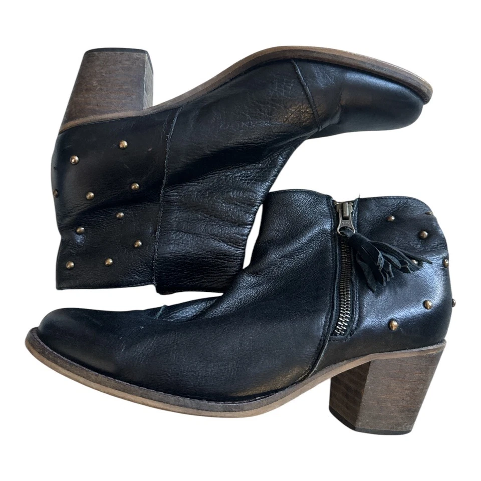 Botines con tachuelas de cuero con cremallera negros Eric Michael, talla 39 (US 8,5-9) Foto 2 de 4