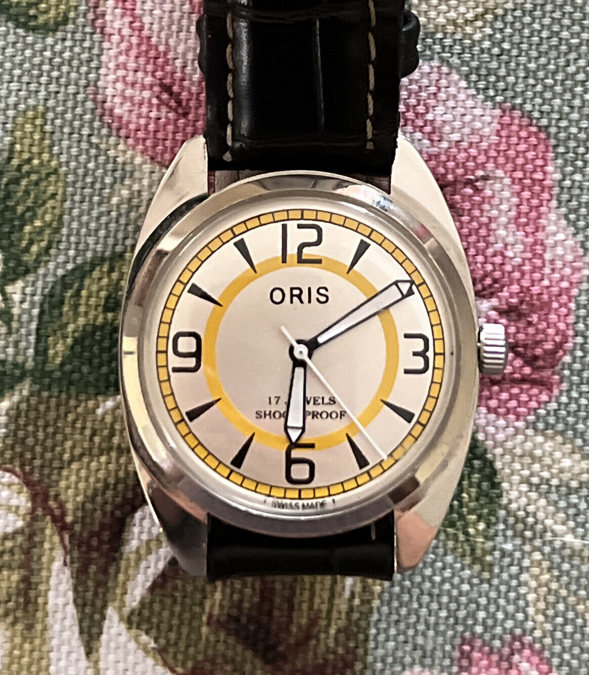 Vintage Oris 17 Jewel Swiss Watch, Mechanical, Great Condition, Running