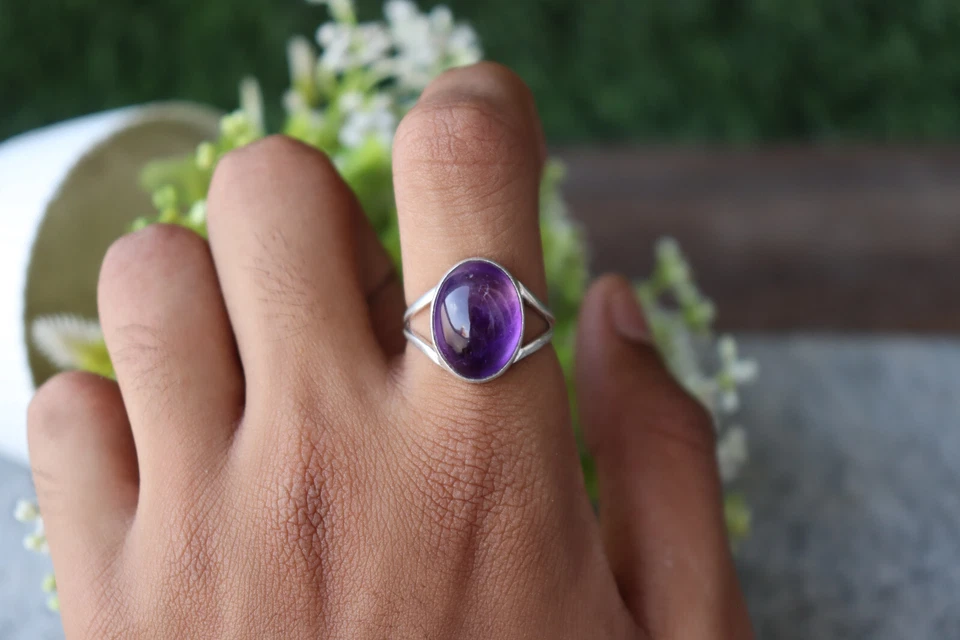 Purple Amethyst Ring, 925 Silver Ring, Oval Gemstone Ring, Handmade Dainty Ring - Image 4 of 4