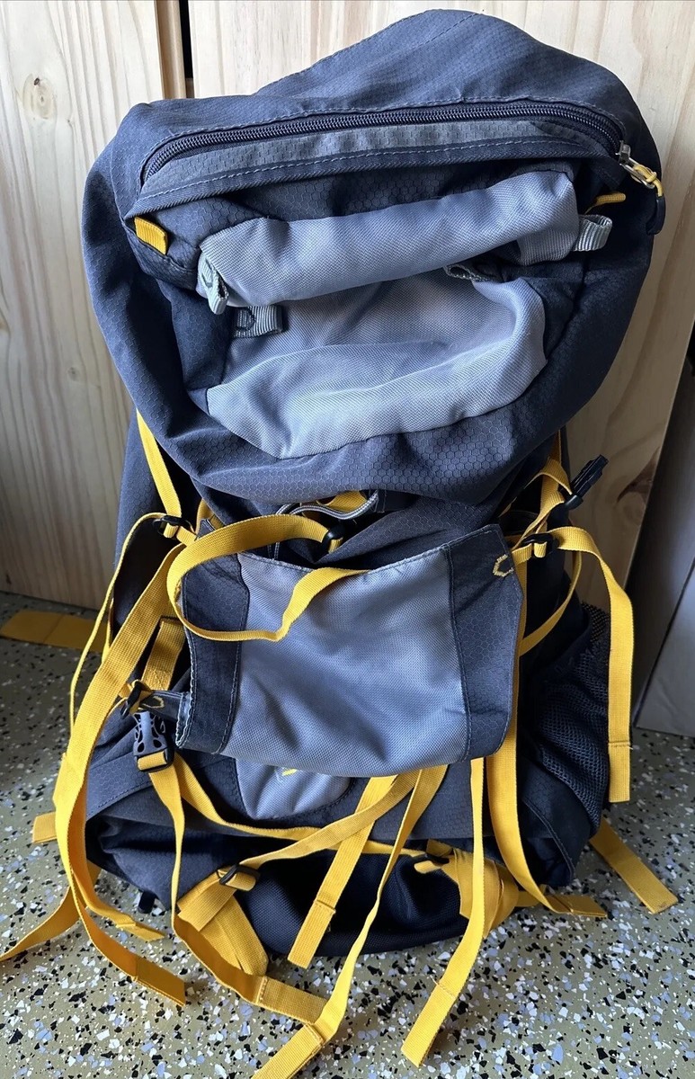 backpack tumi outlet TUMI Voyageur Backpack Carson Ladies Black Nylon & Leather Bag Casual Outlet
