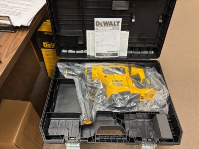 DeWalt DCH481B 60V MAX Brushless 1-9/16'' SDS MAX Combo Hammer ONLY WITH CASE!!!!