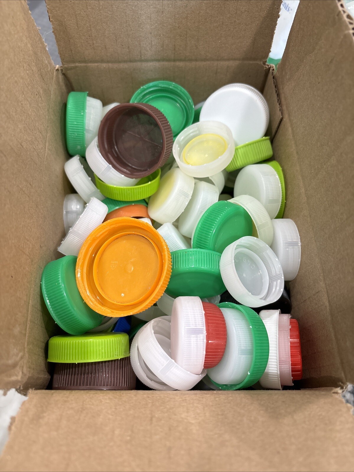 LotColorful Variety Pack Plastic Bottle Caps Lids Recycle Arts Crafts