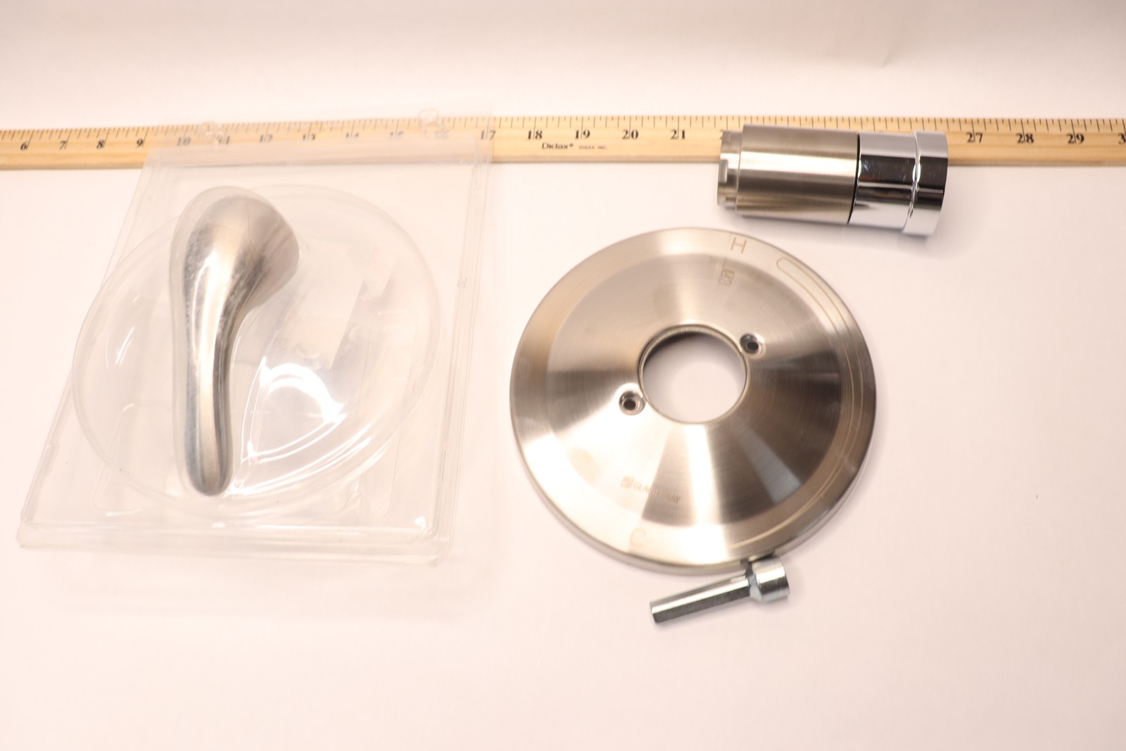 Glacier Bay Valve Trim Kit 1-Handle Brushed Nickel 1006879671