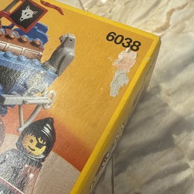 Lego 6038 Wolfpack Renegades Castle 1992 NISB!!!