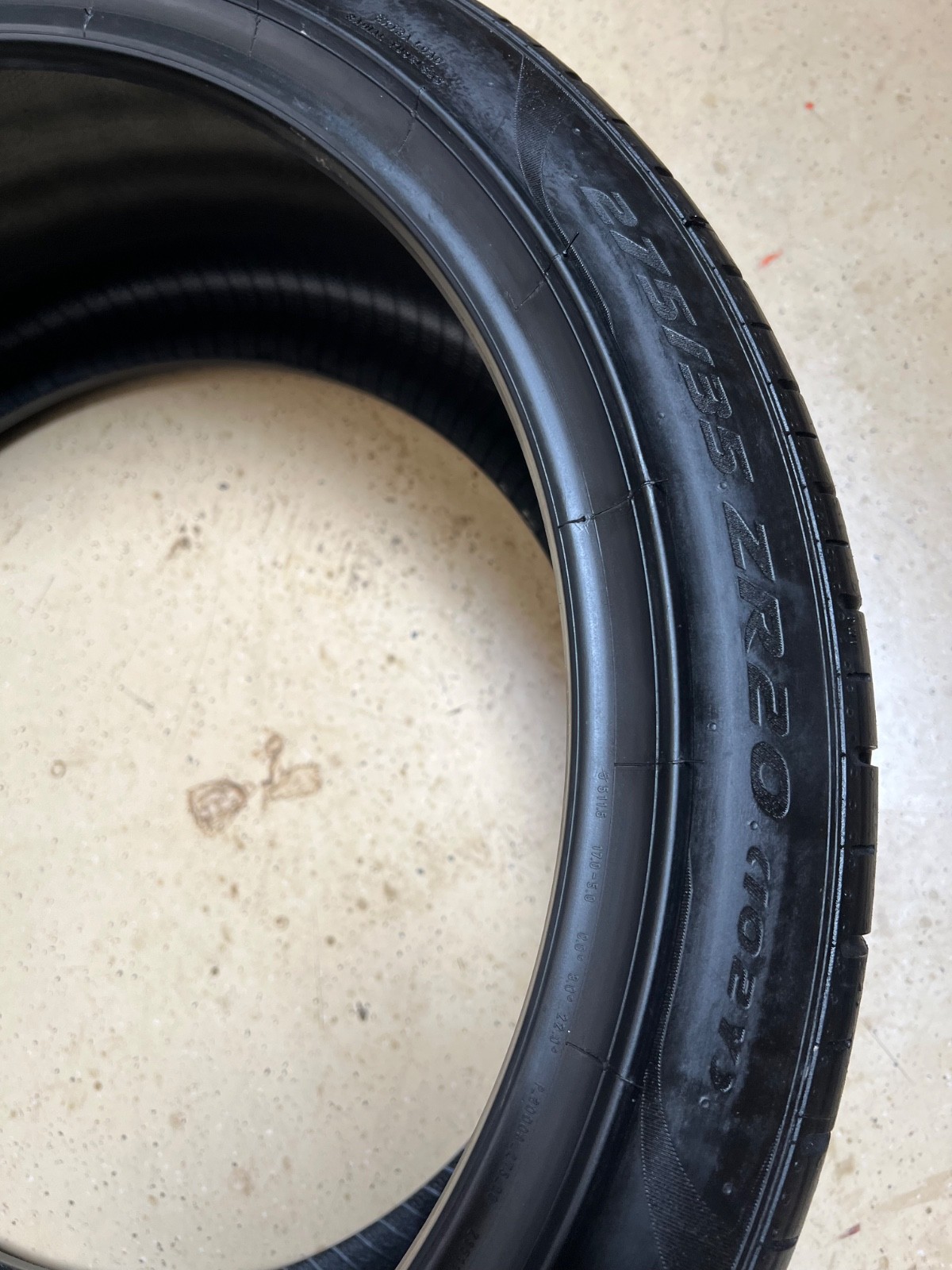 2 - TAKEOFF 275/35ZR20 XL (102Y) Pirelli P Zero PZ4 (F) Ferrari 10099 NO REPAIRS