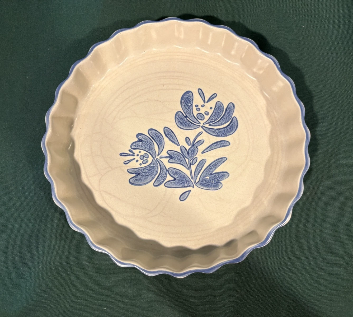 Pfaltzgraff Yorktowne 9” Quiche Pie Baking Dish #233 Scalloped Edge Vintage USA