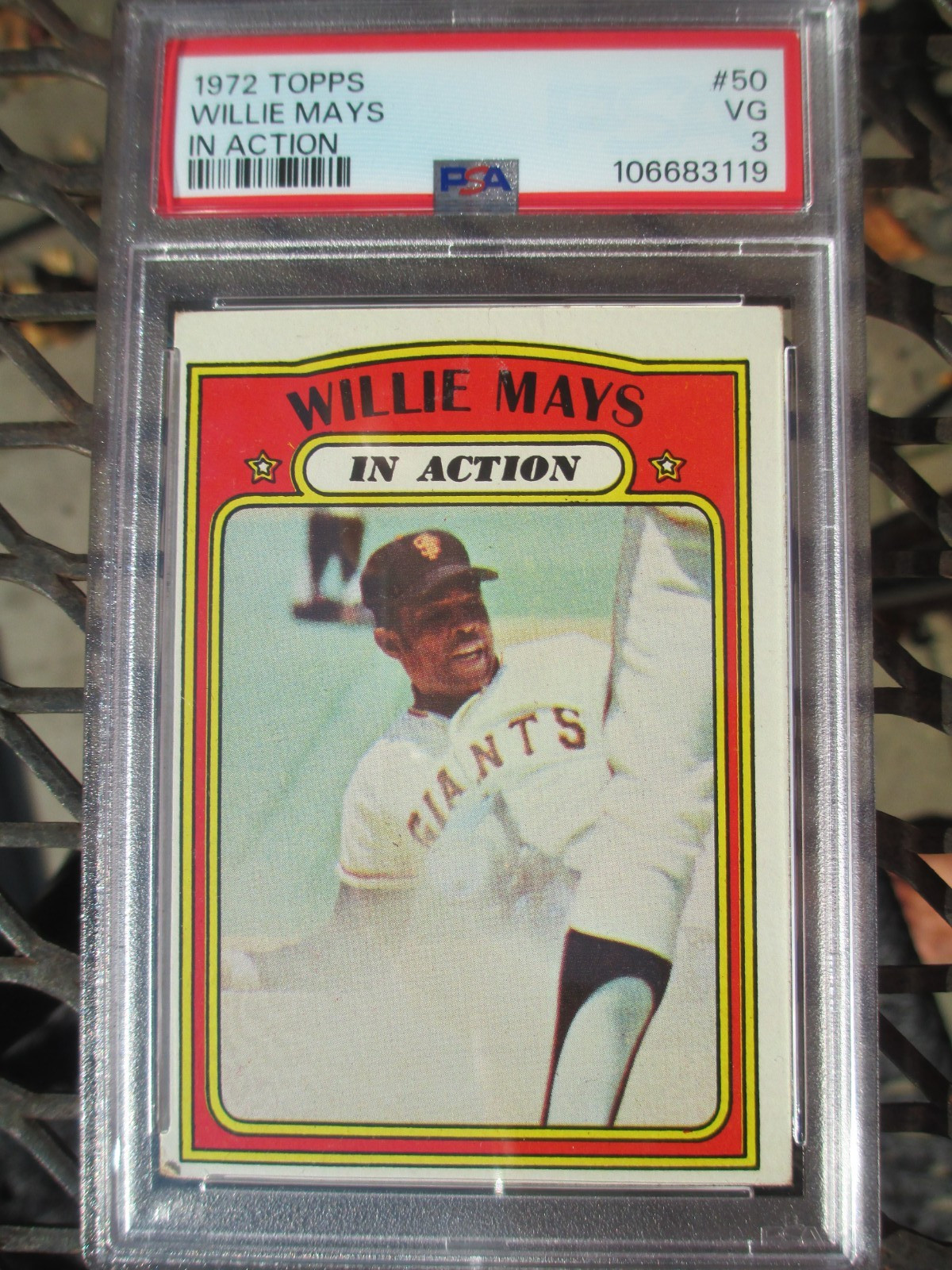 Topps 1972 Willie Mays In Action # 50 PSA  VG  3