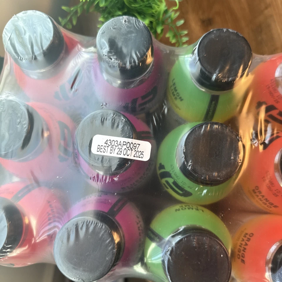 Botella de agua con infusión de proteínas PWR LIFT 12 unidades Foto 3 de 3