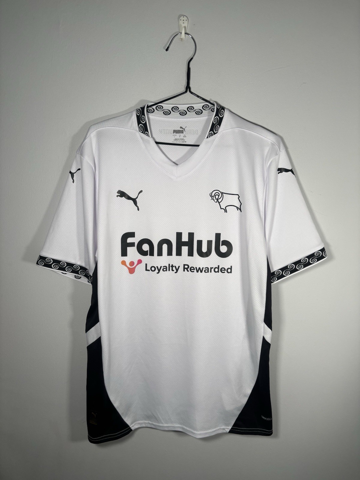 Original Derby County Home Football Shirt 2024/25 Men’s large 