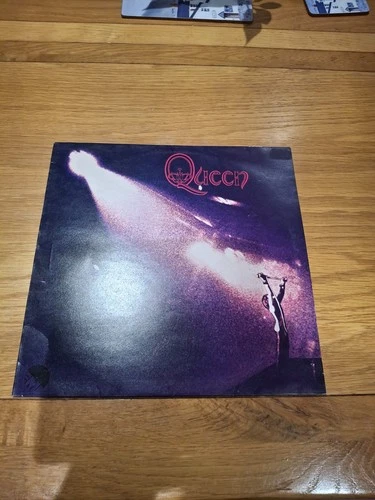 Queen Debut LP 1st Press UK 1973  EMI Kip Cut Huggypoo Kissy Again!  Very Good+
