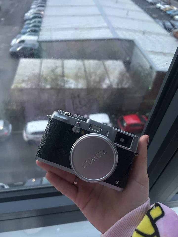 Fujifilm X100S, photo 1 of 3
