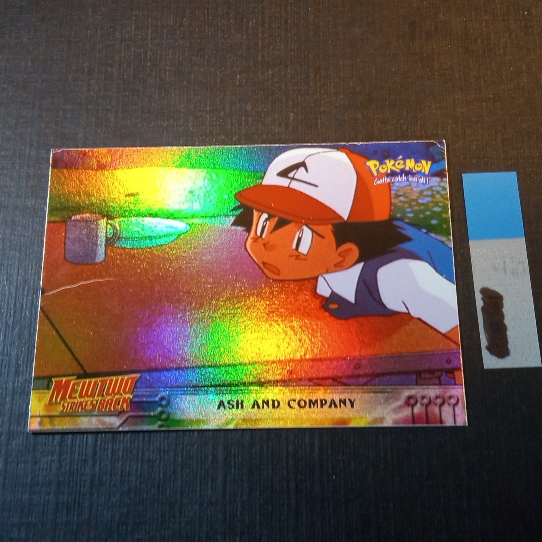 ASH AND COMPANY #9 - RAINBOW HOLO TOPPS BLUE LOGO - MEWTWO SB POKEMON CARD NM/LP