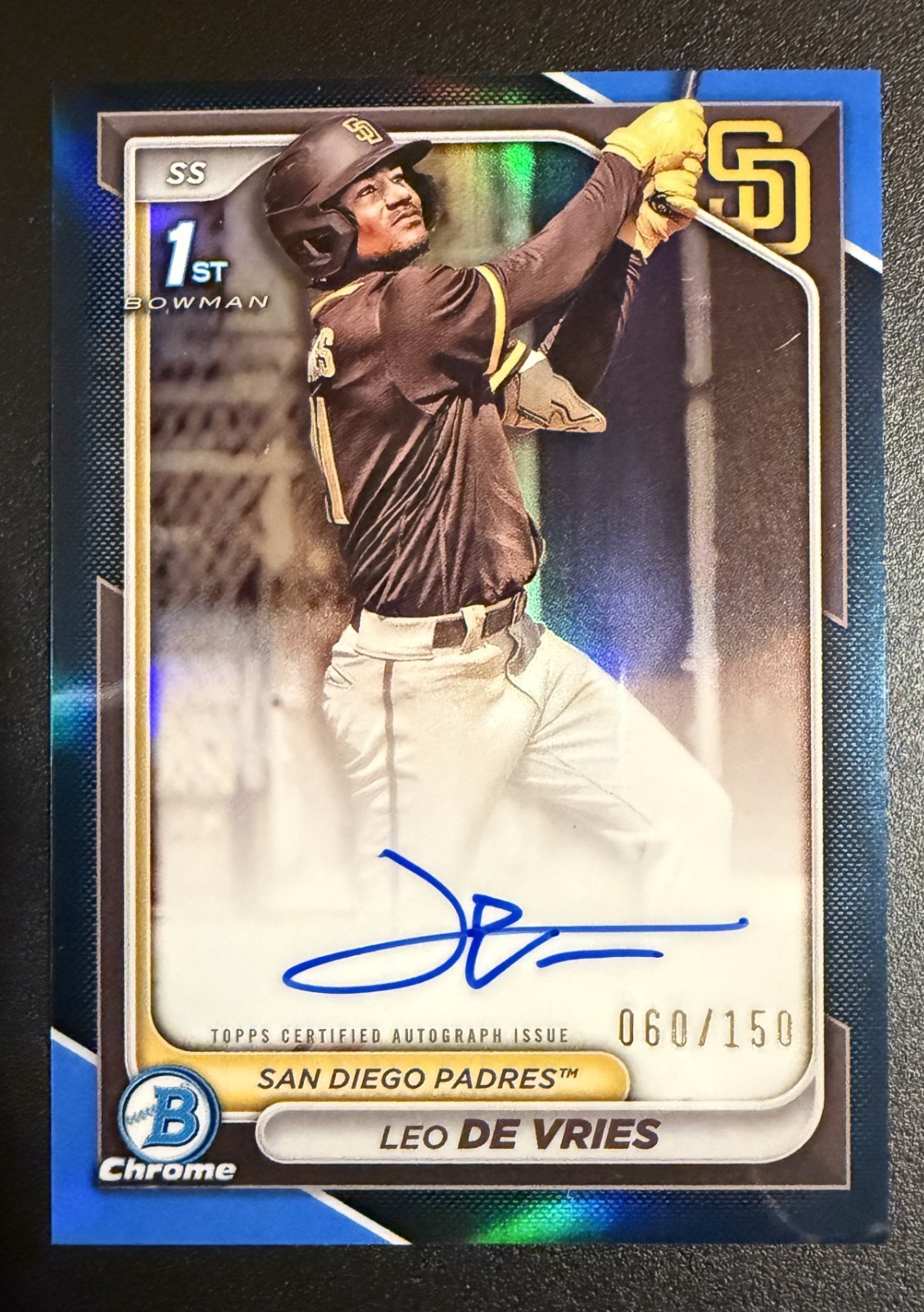 2024 BOWMAN CHROME LEO DE VRIES BLUE REFRACTOR ROOKIE AUTO RC /150 1ST AUTOGRAPH