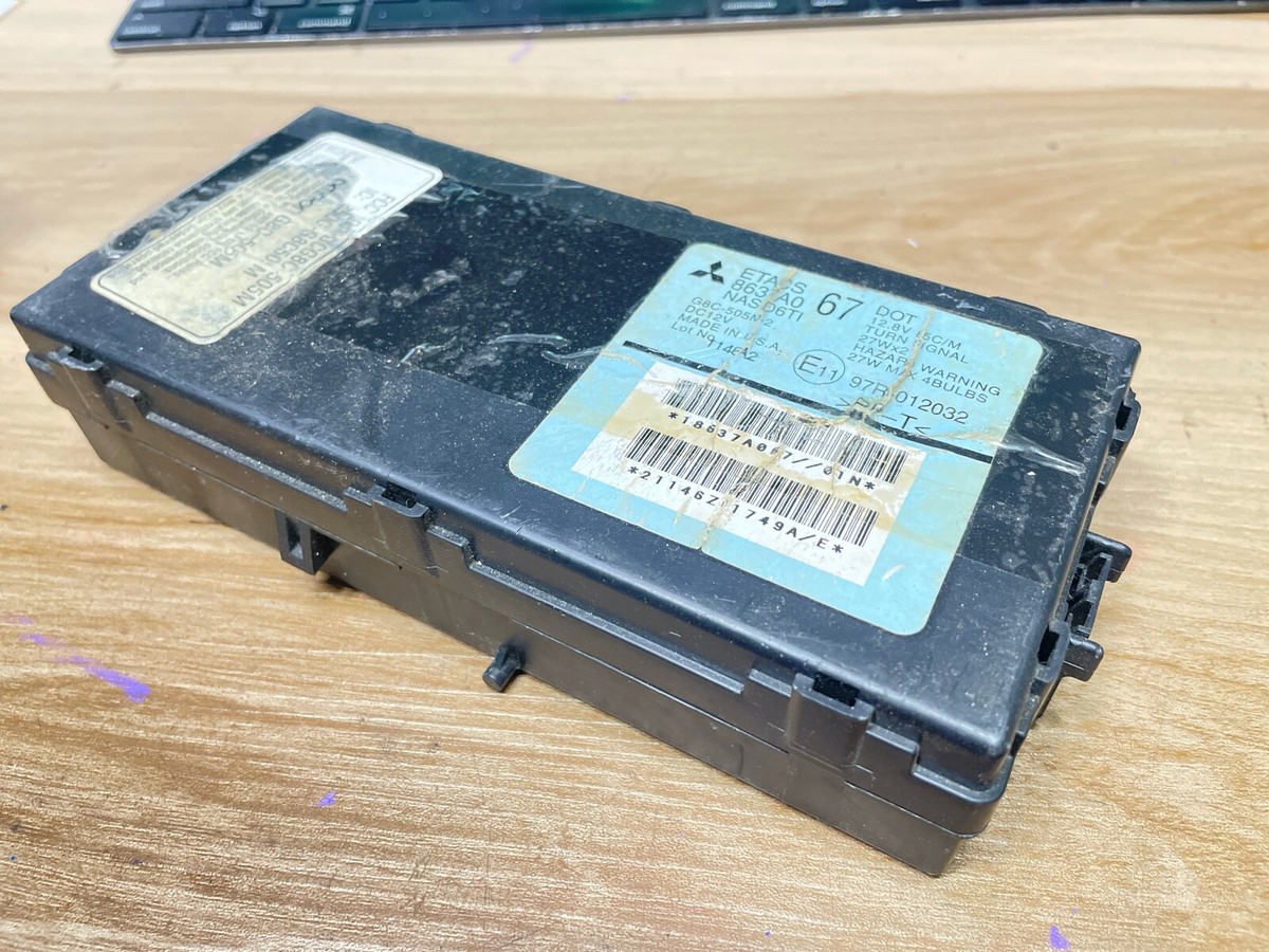 uranium7　1806060 Renault AC Air Pressure Sensor 51768498 50550372 5801383736