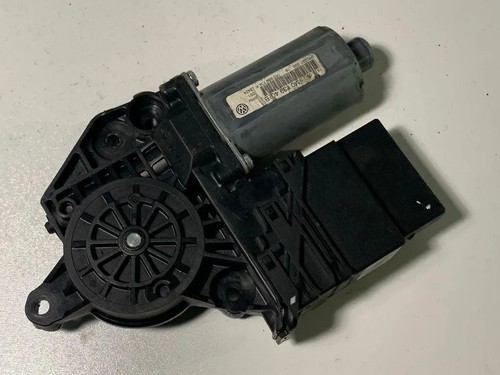 VW GOLF PLUS 5M1, 521 Fensterhebermotor hinten links 5M0839402B 1.90 30674059