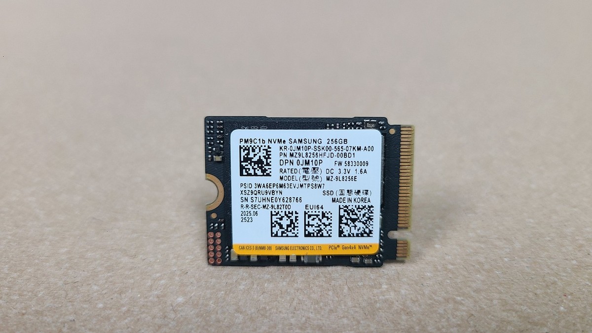8GB メモリー×2 Samsung　他一枚 Samsung PM9C1b MZ-9L8256E M.2 2230 PCIe NVMe 256GB SSD Drive
