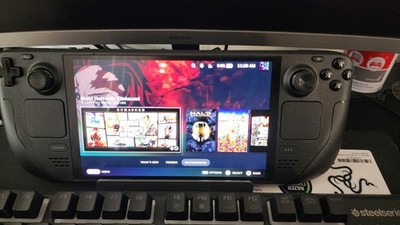 Valve Steam Deck OLED Handheld Console 1TB (USED)and steam controller(Brand New)