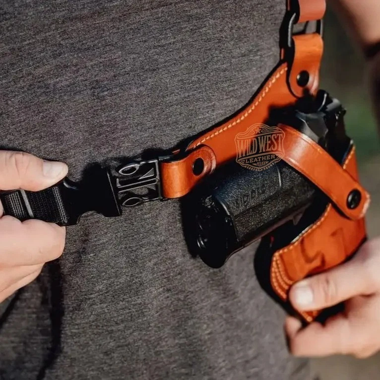 Beretta Chest Holster with Mag Pouch in Alaskan Style. - Image 3 of 4