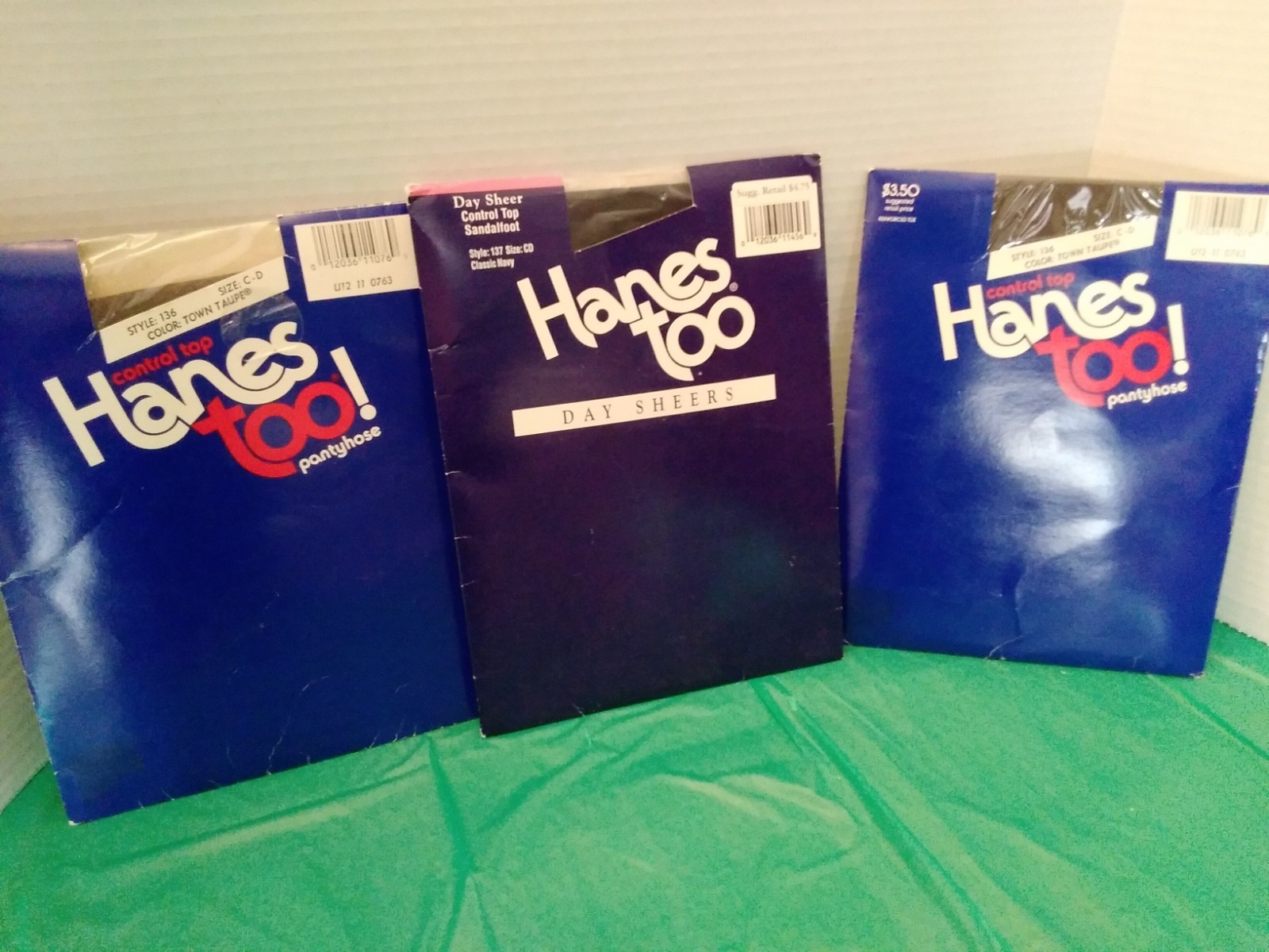 Vintage Lot 3 Pantyhose Size C-D 2 Taupe & 1 Navy Hanes Too!