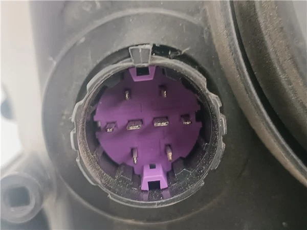 Faro Delantero Izquierdo Fiat ii doblo 152 2010 13 active 13 ltr 66 kw 16v jtd - Imagen 4 de 4