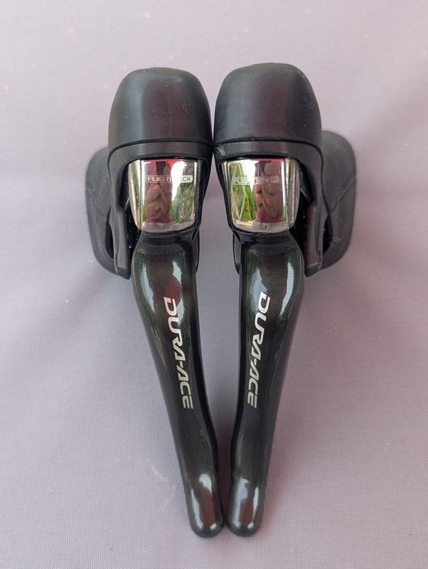 Shimano Dura-Ace ST-7900 STI Shifter Set - 2x10 Speed Carbon Levers