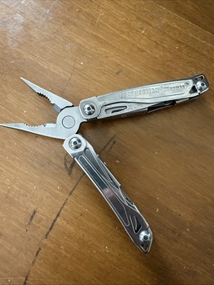 Leatherman Wingman Multi-Tool Stainless Steel